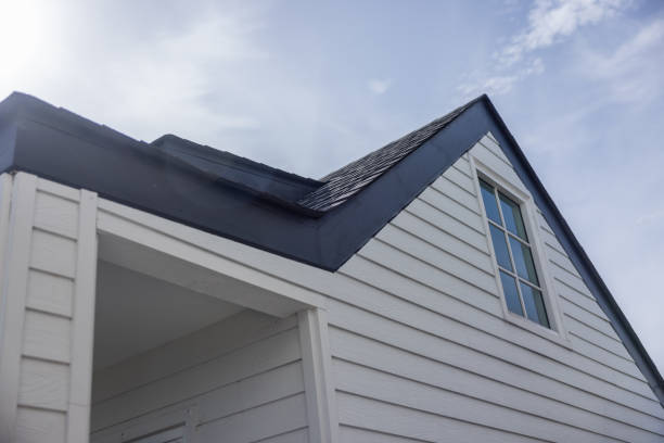 How To Choose The Right Materials for Your Siding Installation in 'Scotchtown, NY